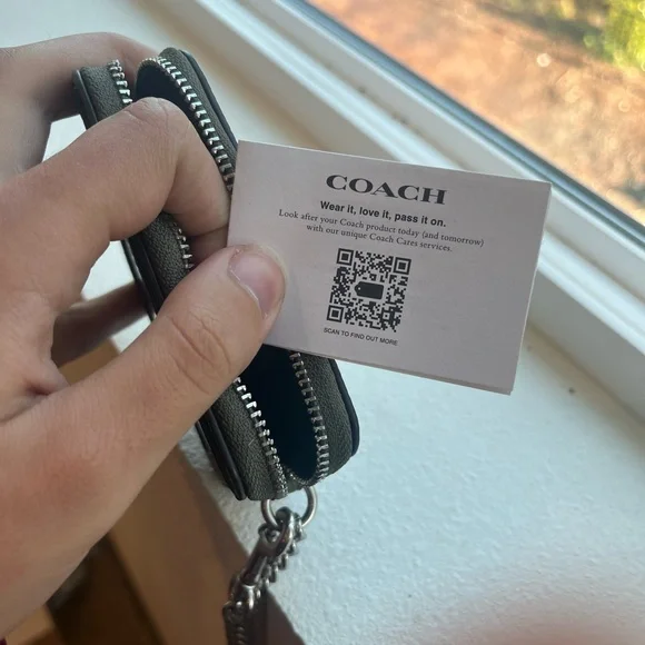 Coach Dark Sage Leather Card Holder - Picture 6 of 7